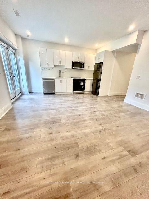 Photo 31 of Direzze 18 Court, Richmond Hill, Mill Pond — HOMEH