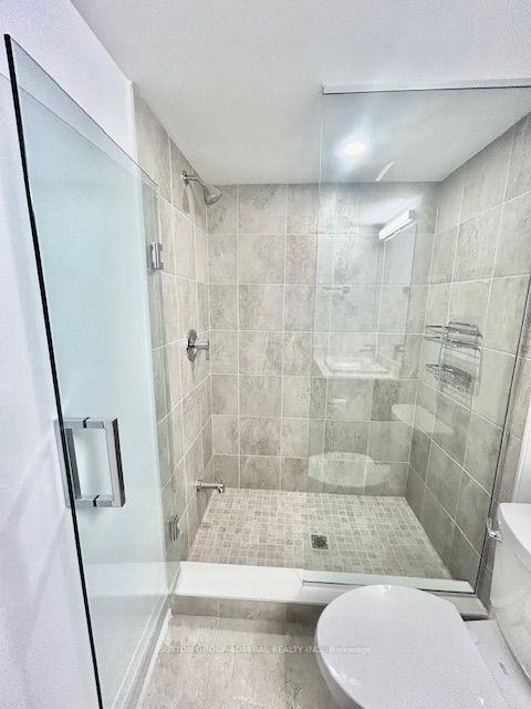 Photo 37 of Direzze 18 Court, Richmond Hill, Mill Pond — HOMEH