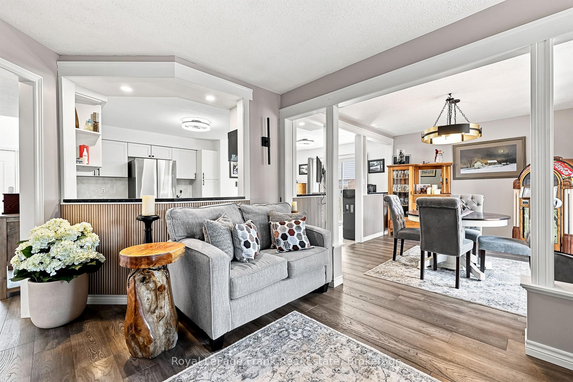 Photo 9 of 1846 Stratton Avenue, Peterborough, Otonabee Ward 1 — HOMEH