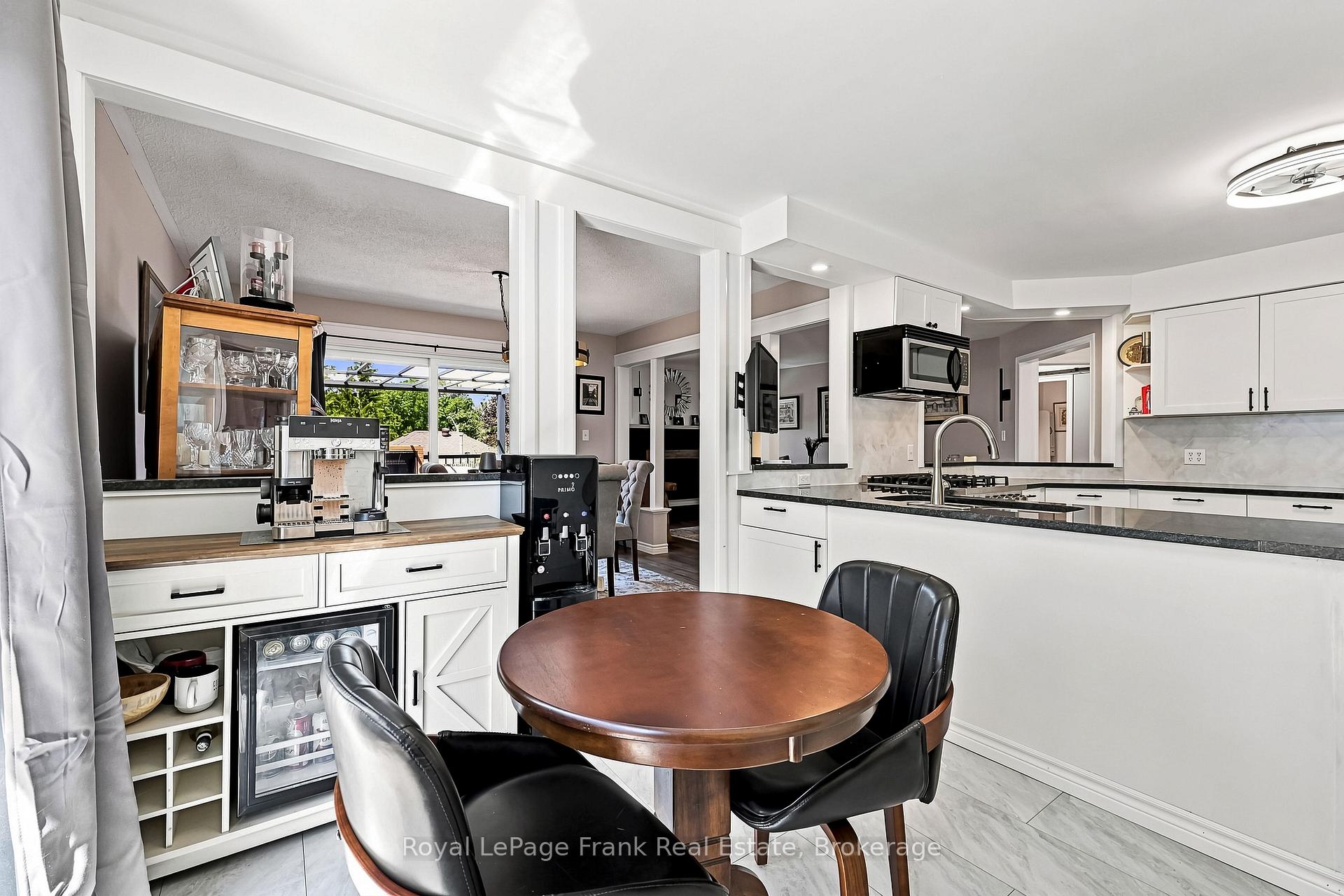 Photo 18 of 1846 Stratton Avenue, Peterborough, Otonabee Ward 1 — HOMEH