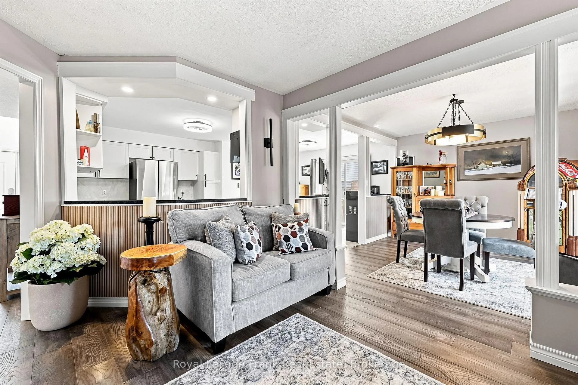 Photo 11 of 1846 Stratton Avenue, Peterborough, Otonabee Ward 1 — HOMEH