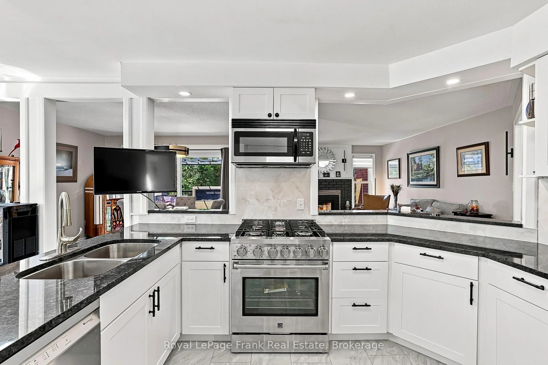 Photo 23 of 1846 Stratton Avenue, Peterborough, Otonabee Ward 1 — HOMEH