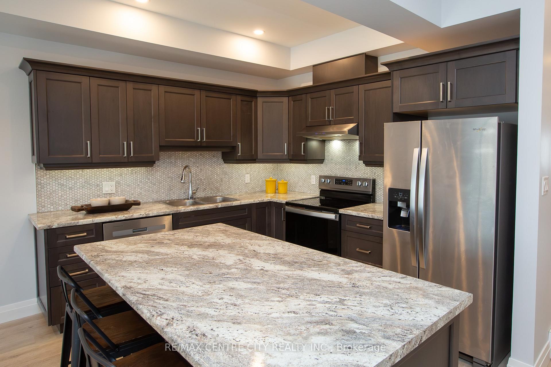 Photo 4 of Unit 21, 275 James Street, St. Marys — HOMEH