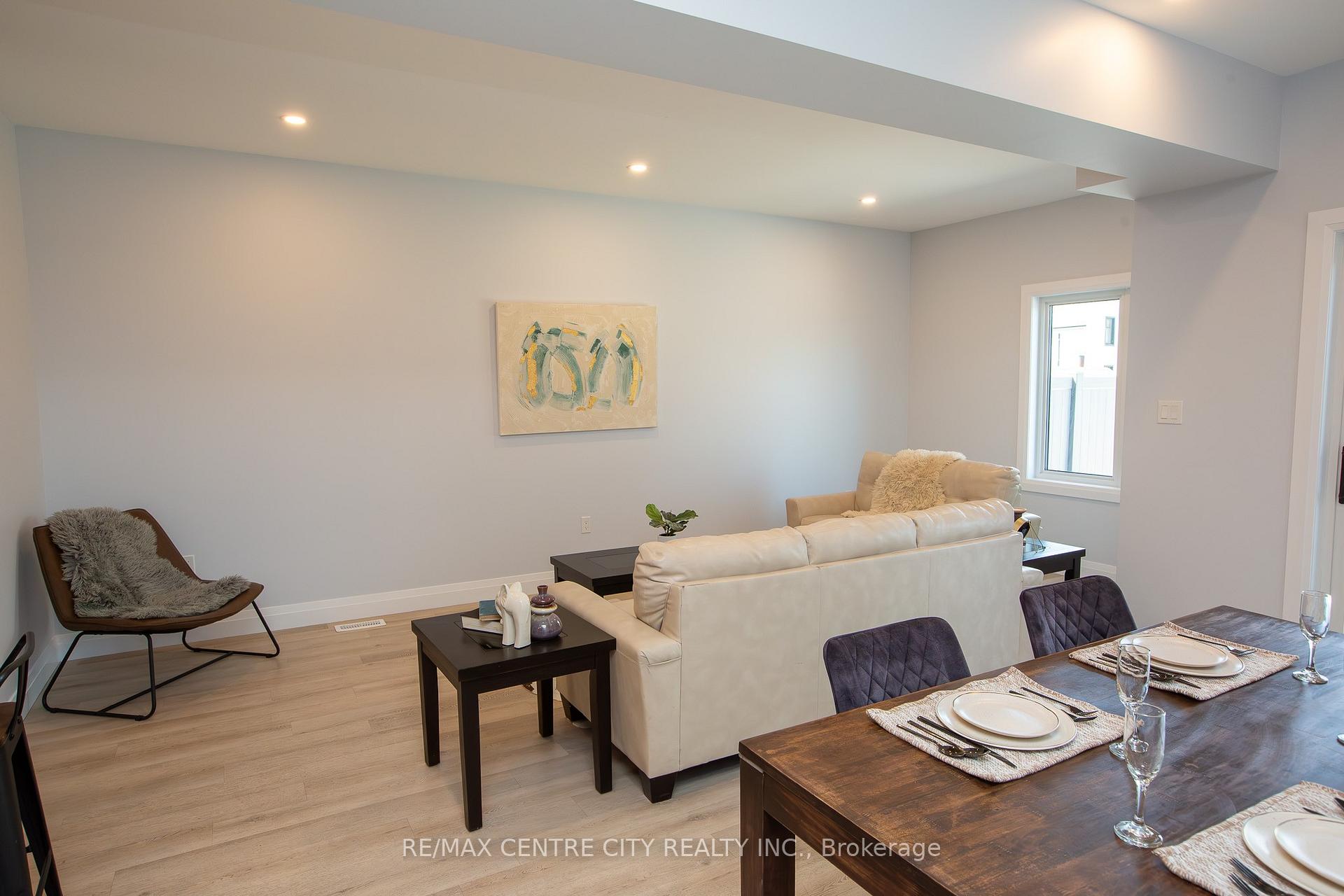 Photo 11 of Unit 21, 275 James Street, St. Marys — HOMEH