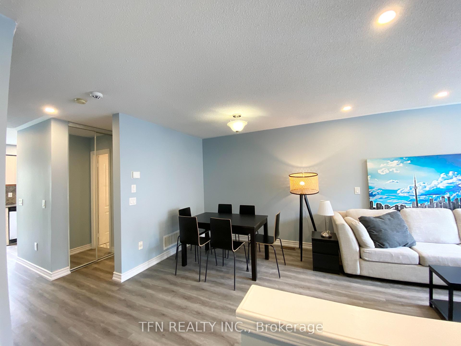 Photo 6 of Unit 42, 3020 Cedarglen Gate, Mississauga, Erindale — HOMEH