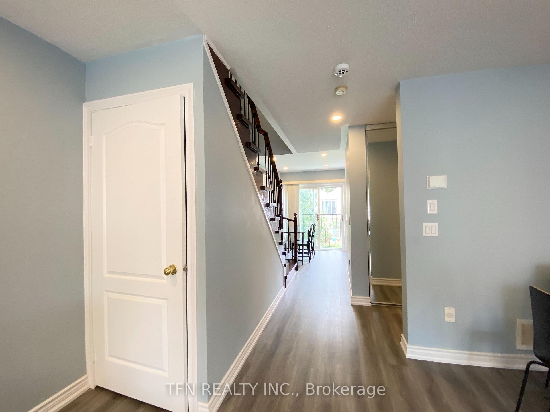 Photo 10 of Unit 42, 3020 Cedarglen Gate, Mississauga, Erindale — HOMEH