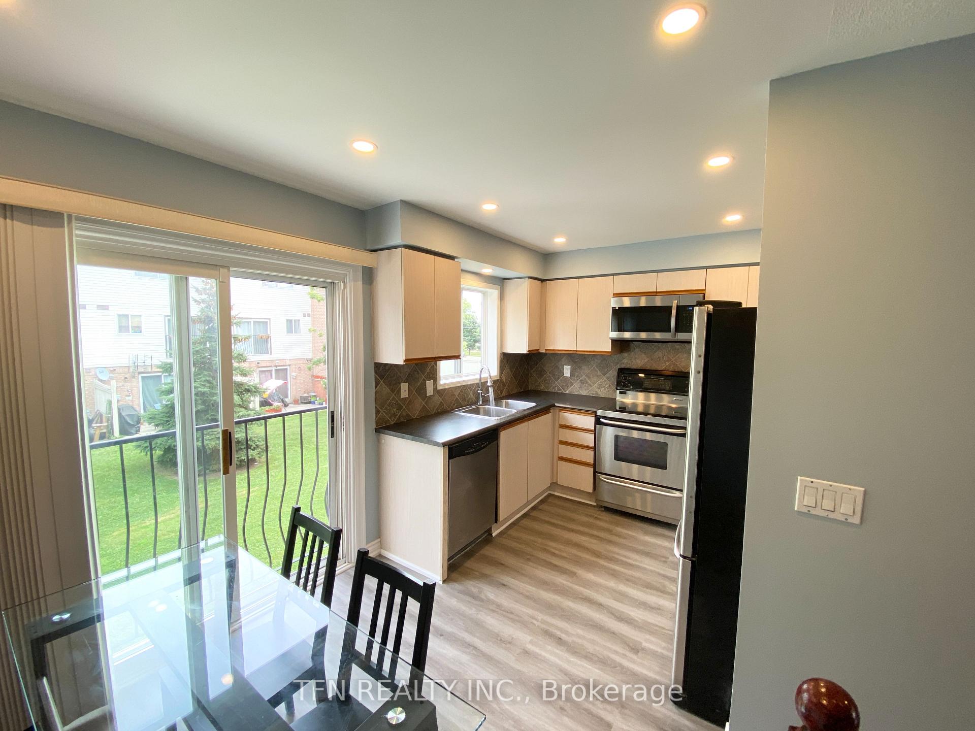 Photo 11 of Unit 42, 3020 Cedarglen Gate, Mississauga, Erindale — HOMEH