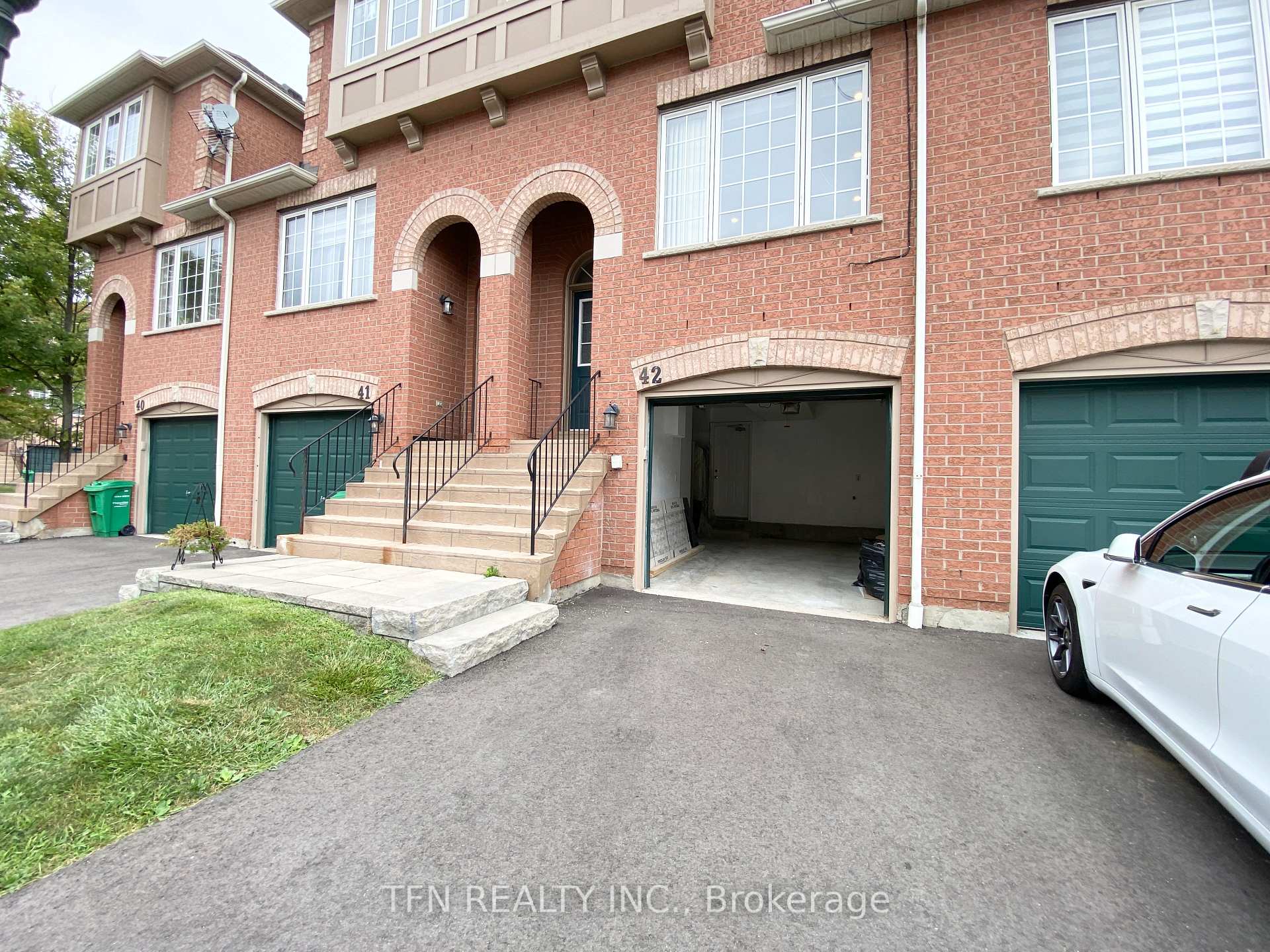 Photo 34 of Unit 42, 3020 Cedarglen Gate, Mississauga, Erindale — HOMEH