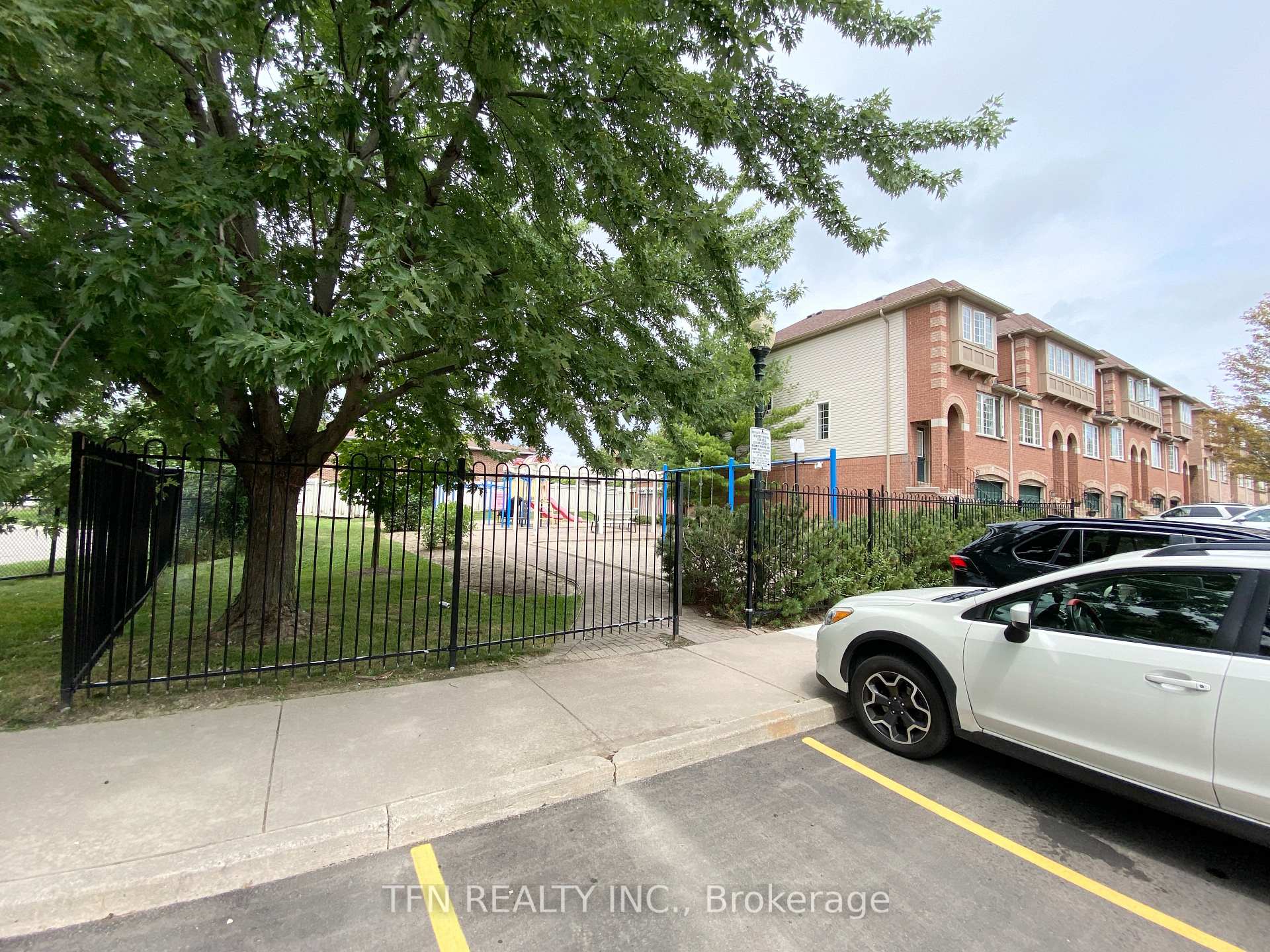 Photo 35 of Unit 42, 3020 Cedarglen Gate, Mississauga, Erindale — HOMEH