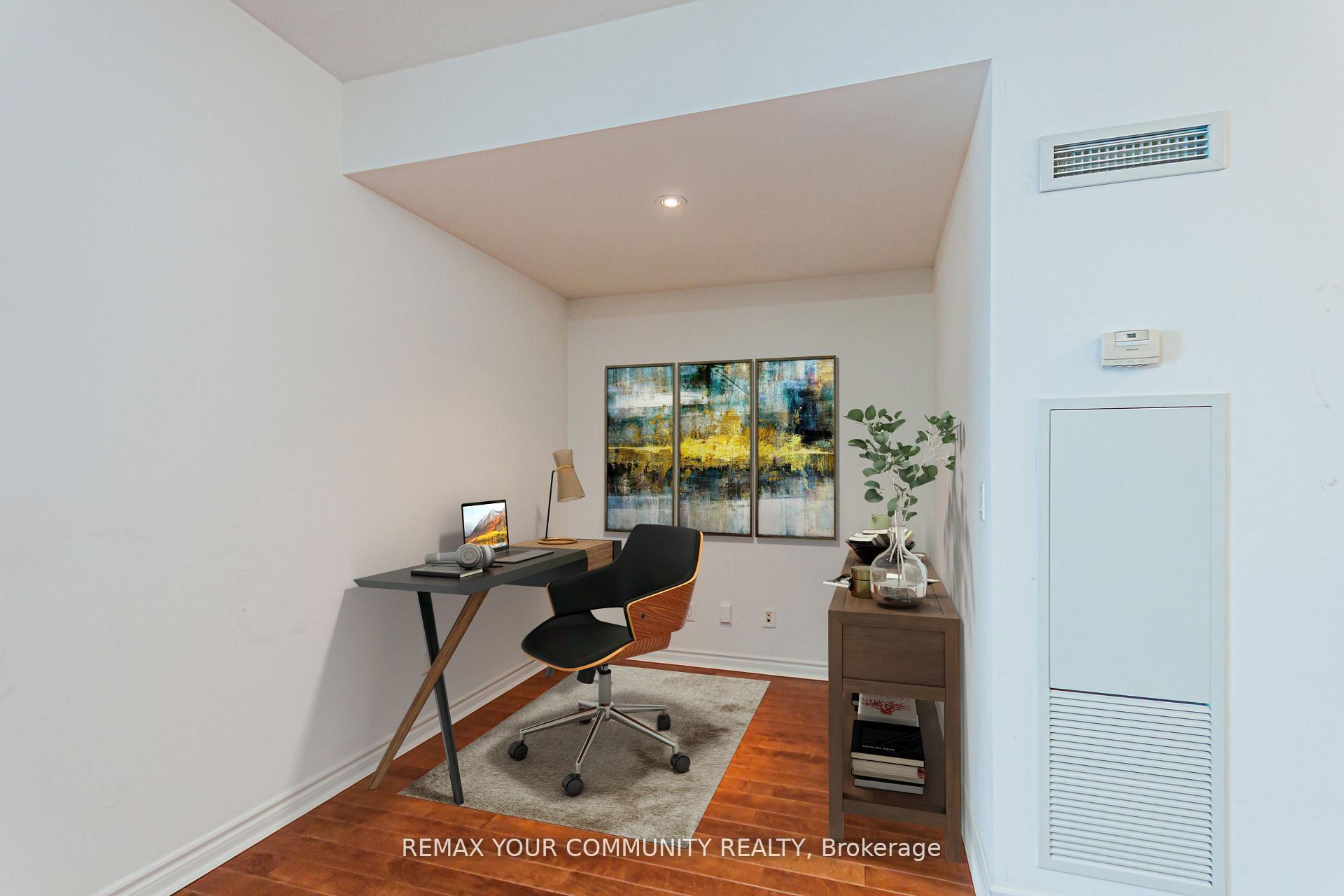 Photo 15 of Unit 913, 2885 Bayview Avenue, North York, Bayview Village — HOMEH