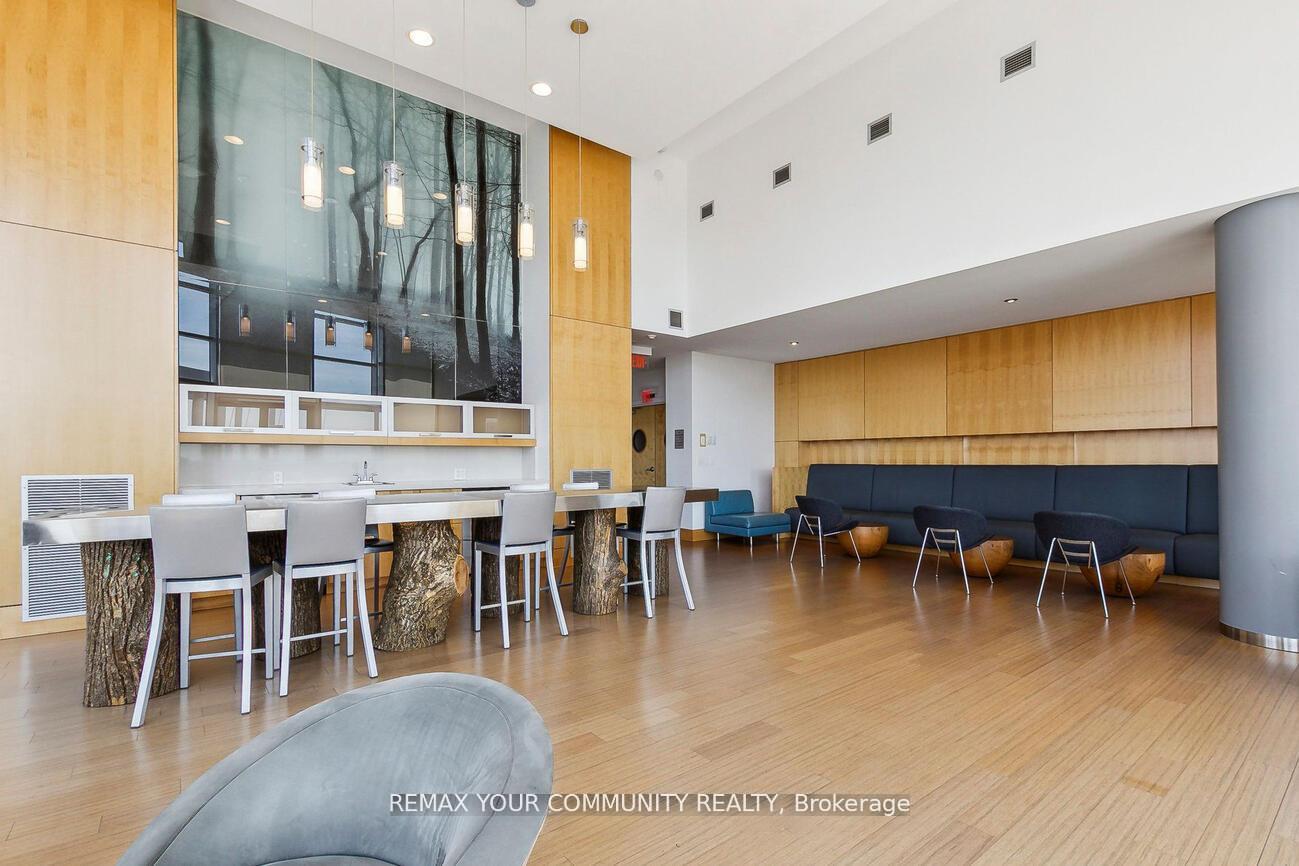 Photo 31 of Unit 913, 2885 Bayview Avenue, North York, Bayview Village — HOMEH
