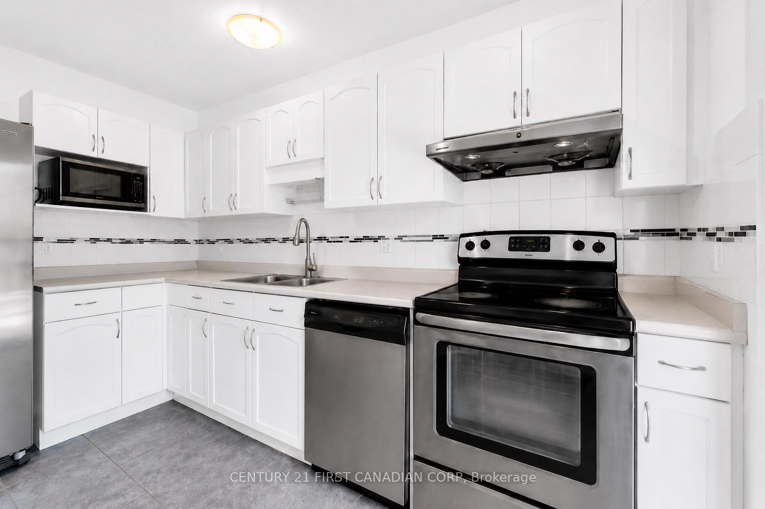 Photo 14 of 1761 Devos Drive, London, North C — HOMEH