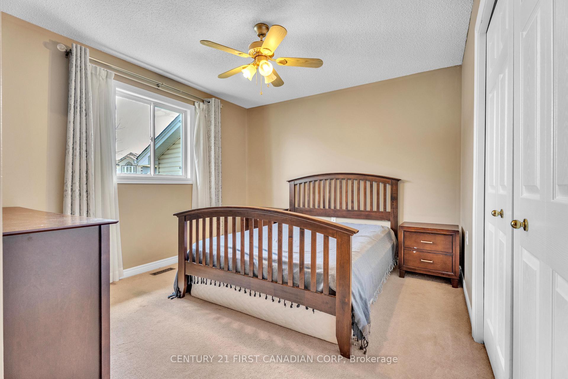 Photo 18 of 1761 Devos Drive, London, North C — HOMEH