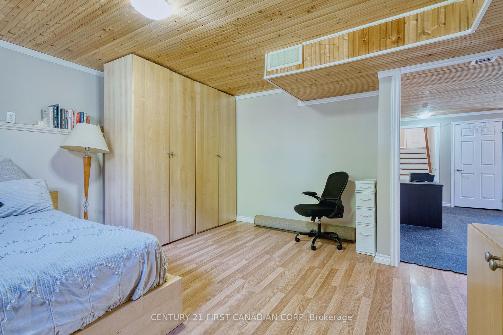 Photo 23 of 1761 Devos Drive, London, North C — HOMEH