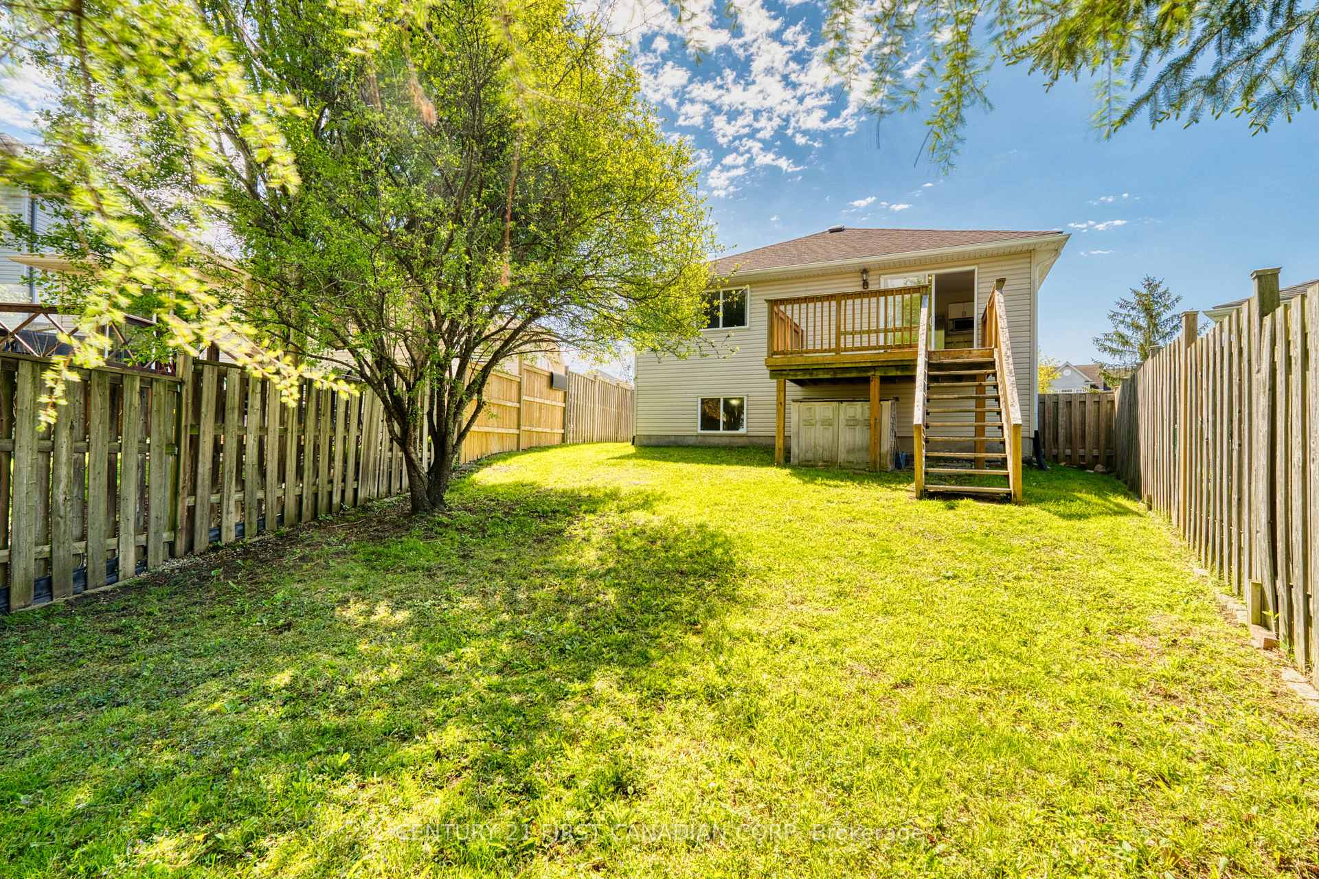Photo 31 of 1761 Devos Drive, London, North C — HOMEH