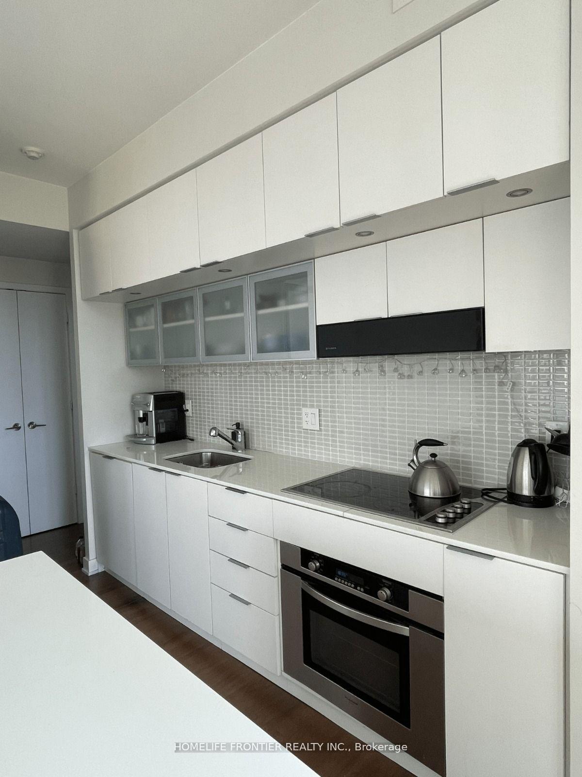 Photo 3 of Unit 1803, 110 Charles Street E, Toronto, Church-Yonge Corridor — HOMEH