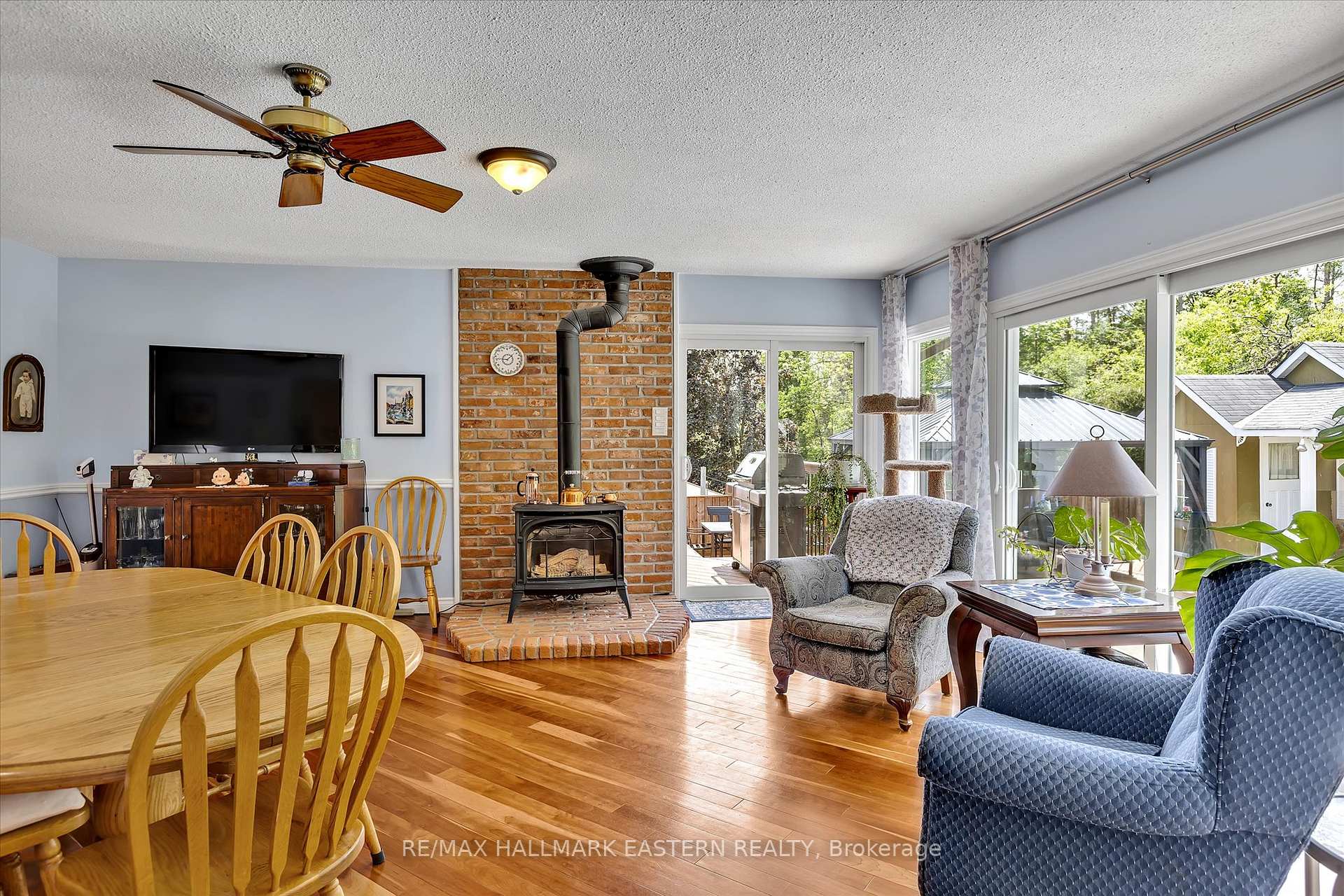 Photo 14 of 959 Golfview Road, Peterborough, Otonabee Ward 1 — HOMEH