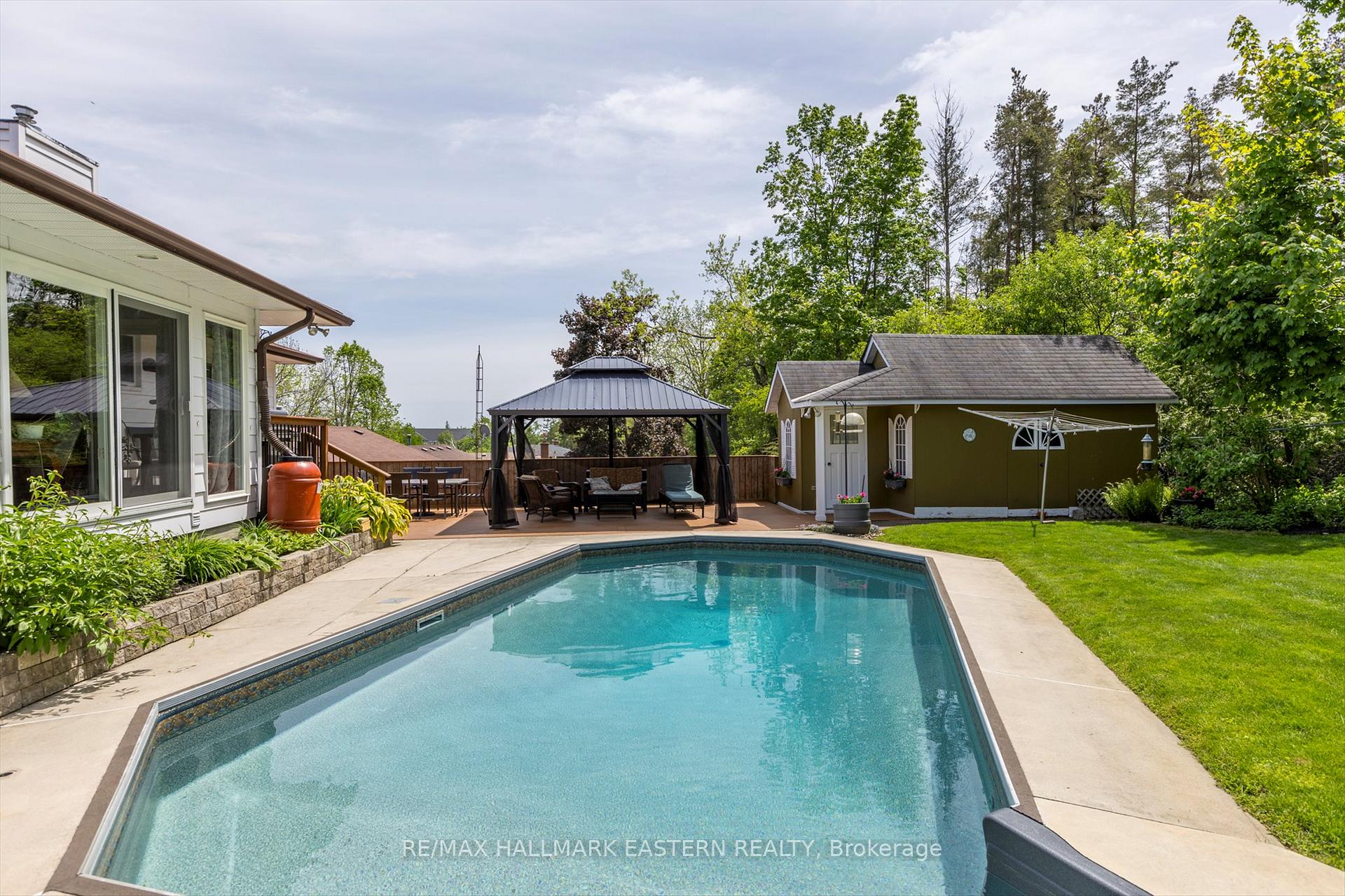 Photo 37 of 959 Golfview Road, Peterborough, Otonabee Ward 1 — HOMEH