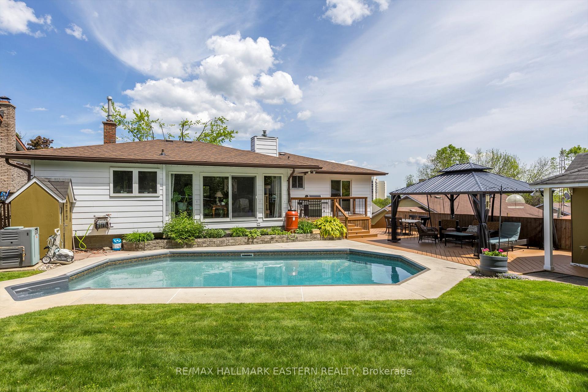 Photo 38 of 959 Golfview Road, Peterborough, Otonabee Ward 1 — HOMEH