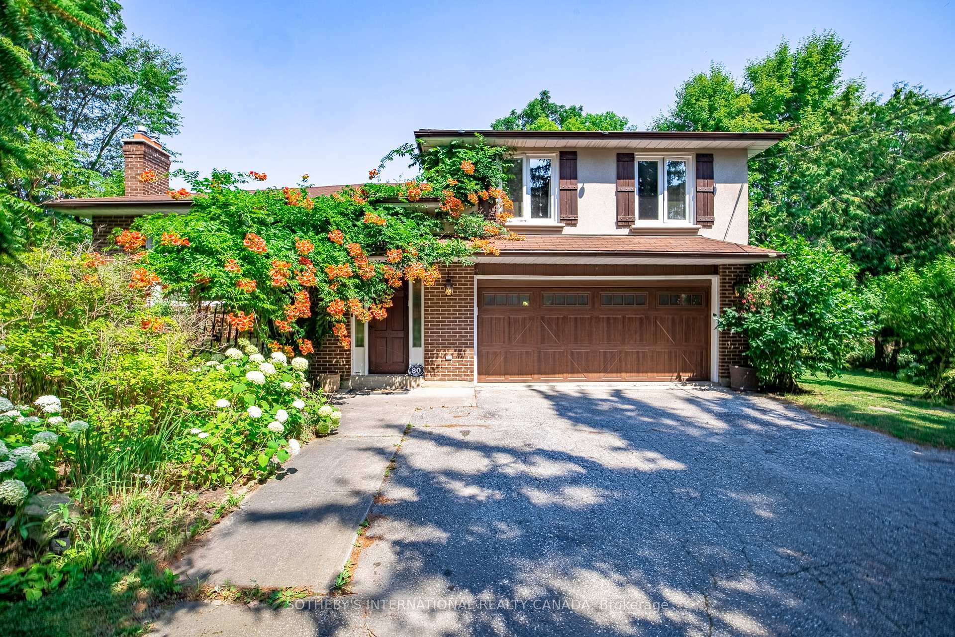 Photo 3 of 80 Centre Street, King, Schomberg — HOMEH