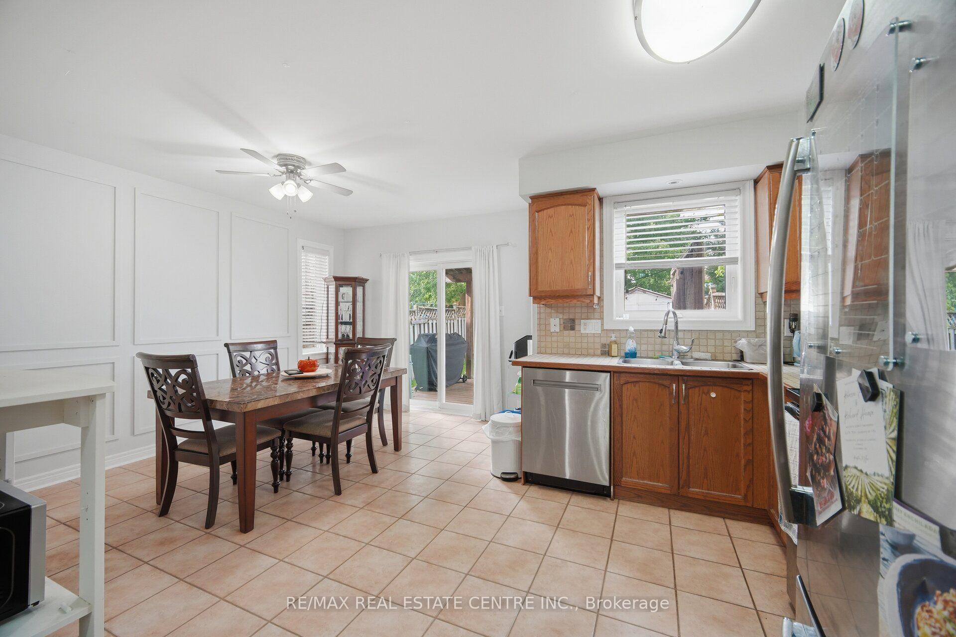 Photo 11 of 65 Coolspring Crescent, Caledon, Bolton East — HOMEH