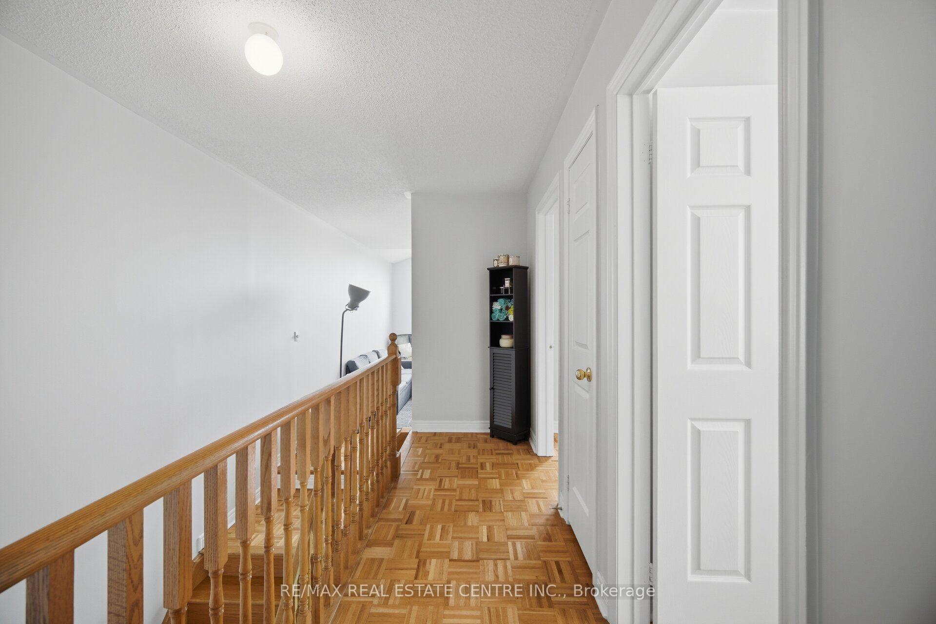 Photo 16 of 65 Coolspring Crescent, Caledon, Bolton East — HOMEH