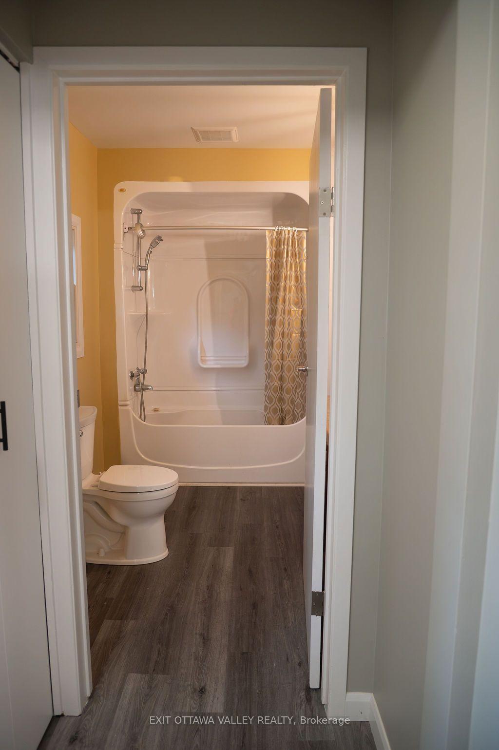 Photo 11 of 400 Boundary Road E, Pembroke, Pembroke — HOMEH