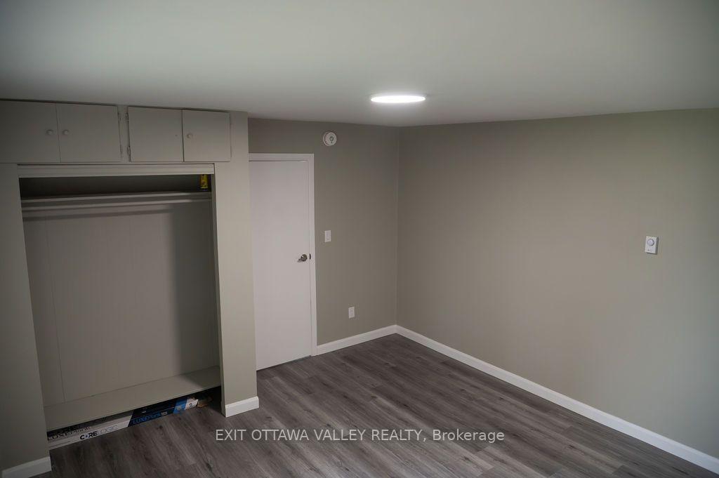 Photo 16 of 400 Boundary Road E, Pembroke, Pembroke — HOMEH