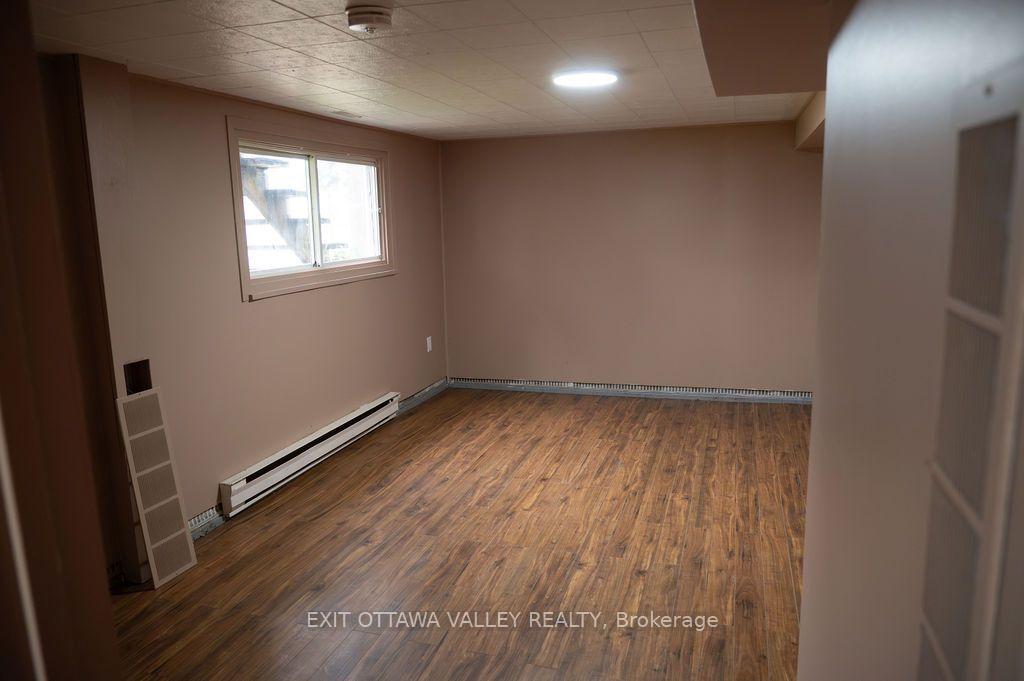 Photo 22 of 400 Boundary Road E, Pembroke, Pembroke — HOMEH