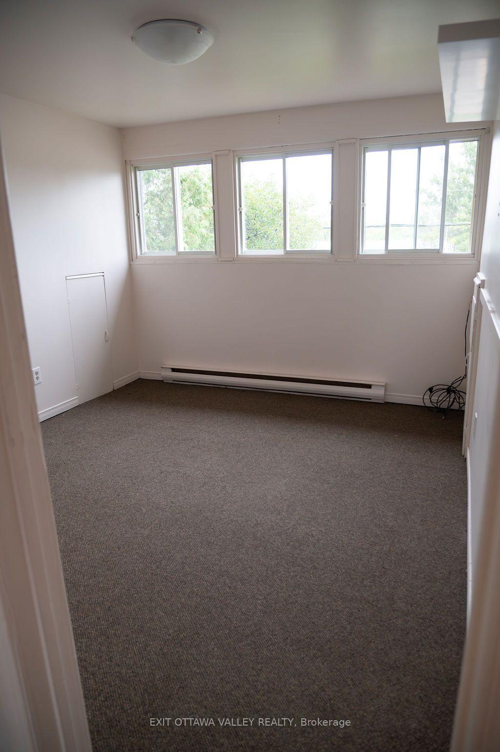 Photo 35 of 400 Boundary Road E, Pembroke, Pembroke — HOMEH
