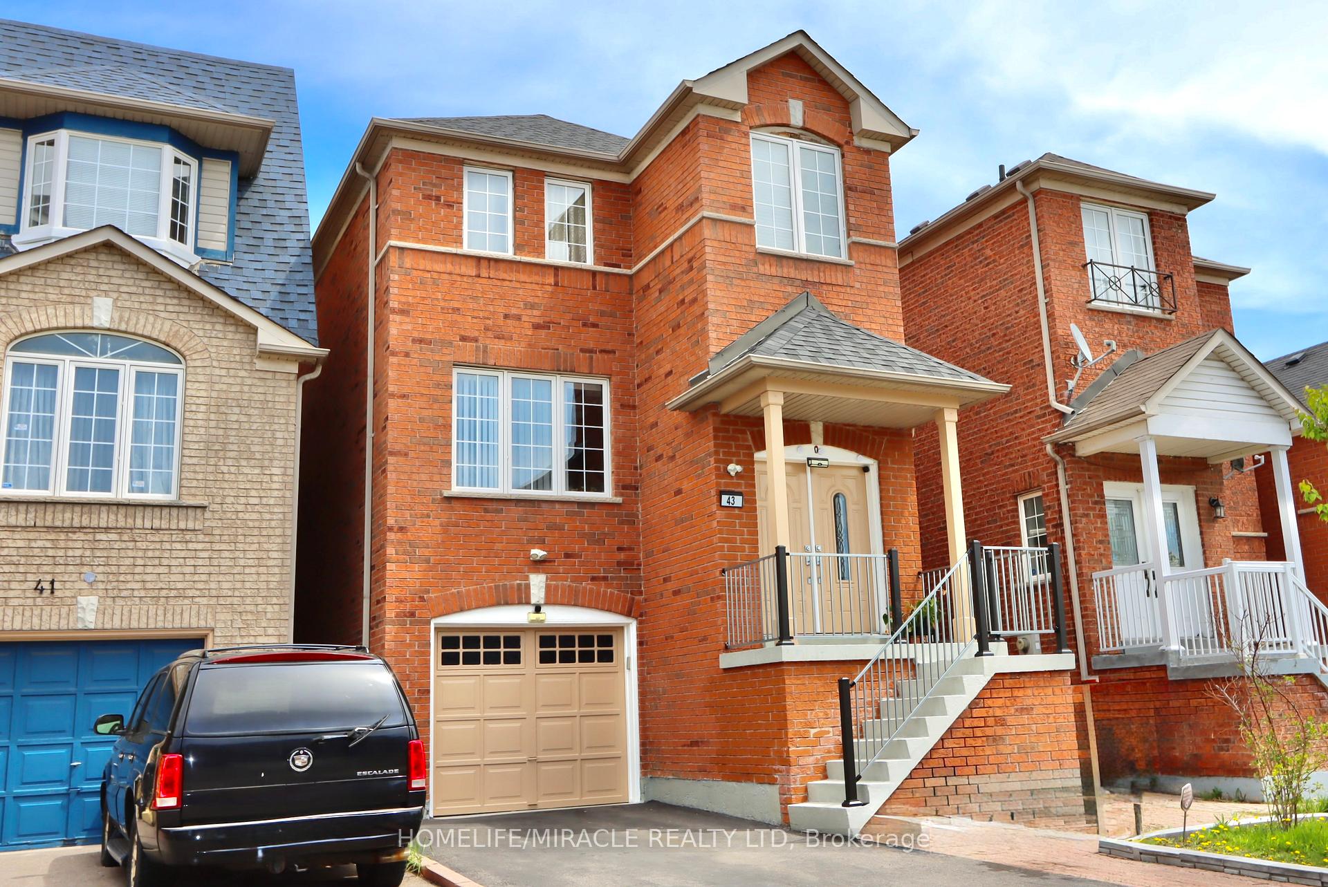 Photo 2 of 43 Caranci Crescent, Brampton, Bram East — HOMEH