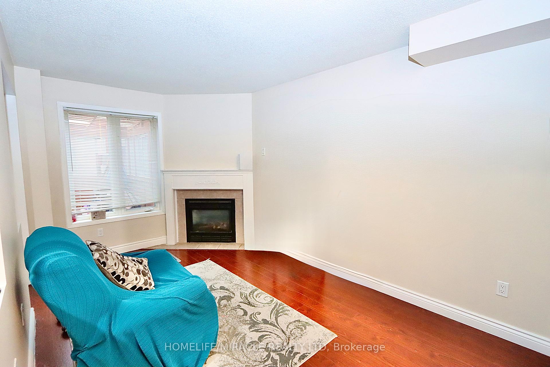 Photo 10 of 43 Caranci Crescent, Brampton, Bram East — HOMEH