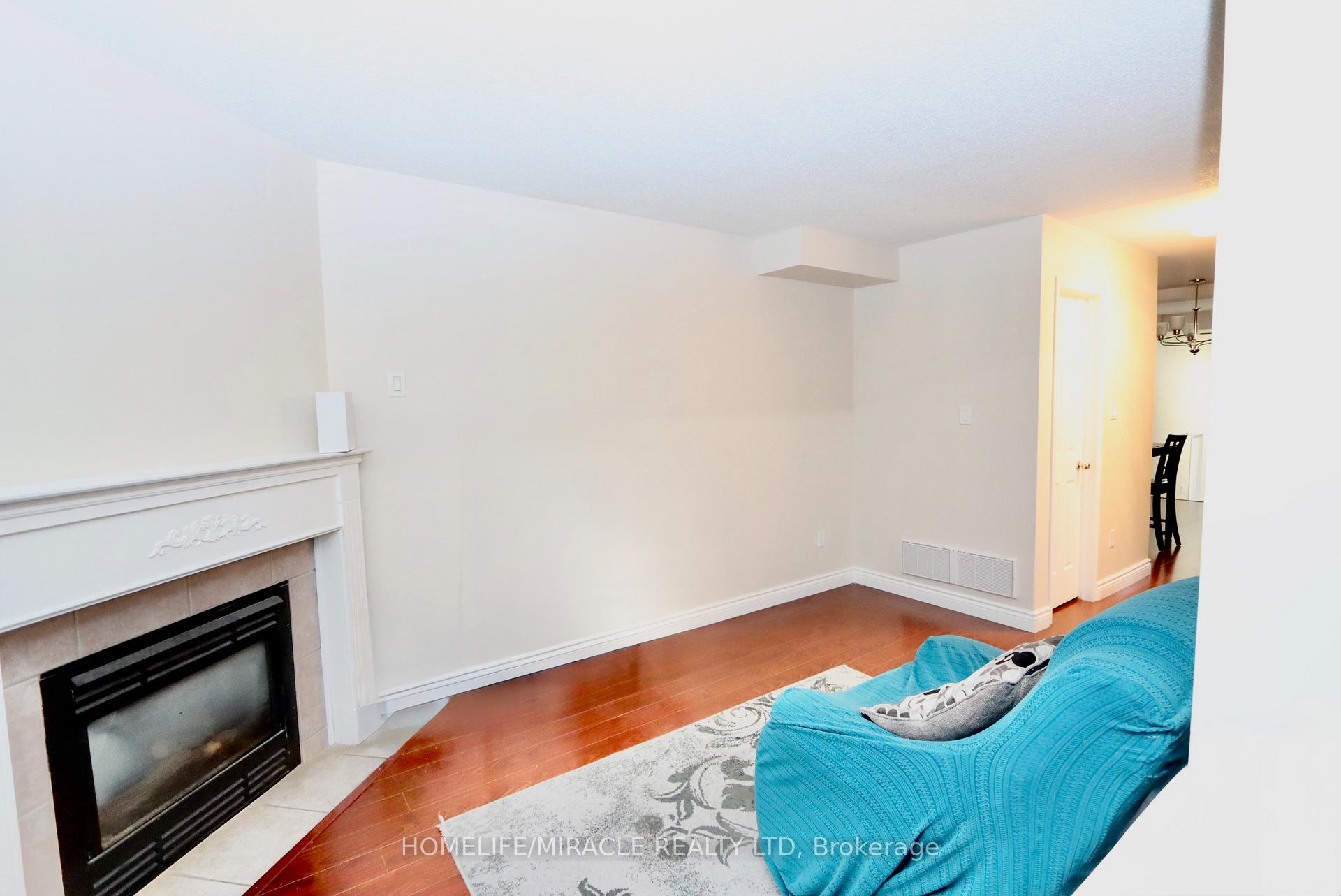 Photo 11 of 43 Caranci Crescent, Brampton, Bram East — HOMEH