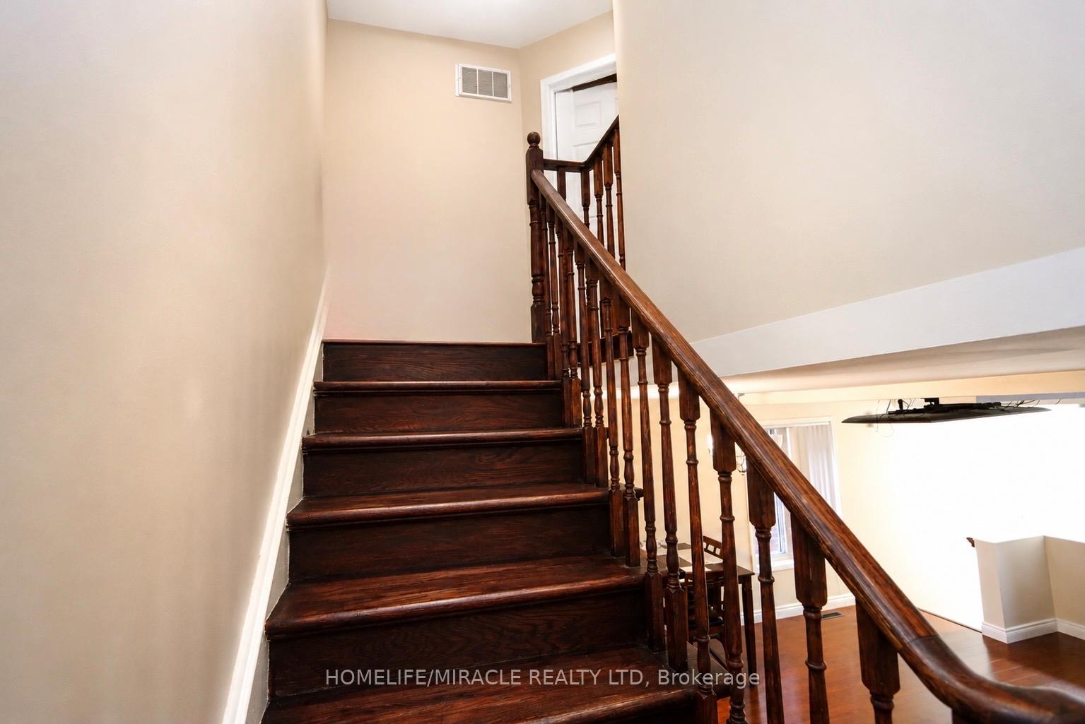 Photo 29 of 43 Caranci Crescent, Brampton, Bram East — HOMEH