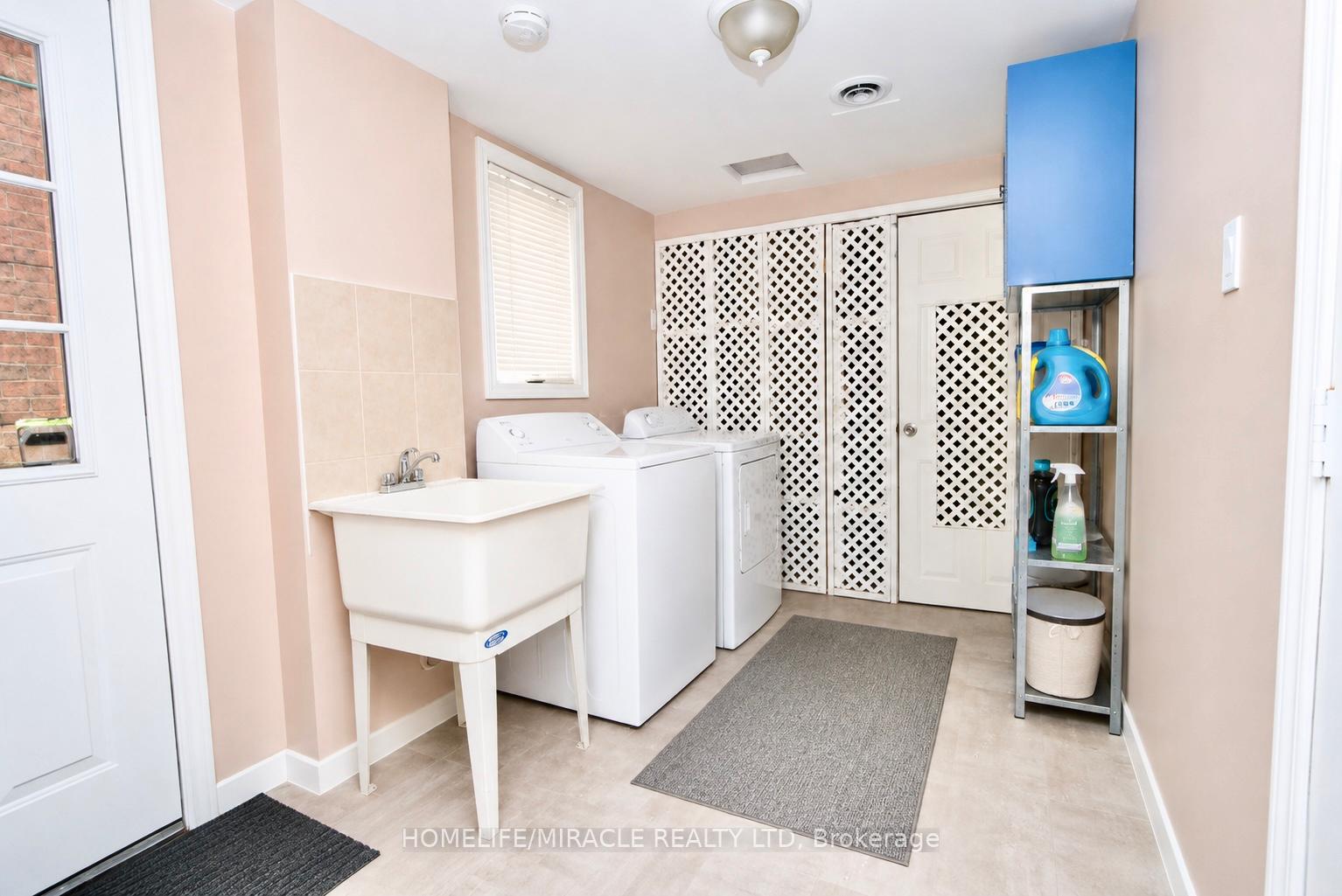 Photo 32 of 43 Caranci Crescent, Brampton, Bram East — HOMEH