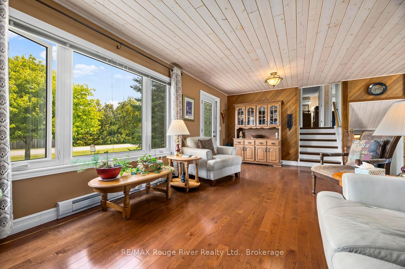 Photo 16 of 6 Hamilton Drive, Kawartha Lakes, Manvers — HOMEH