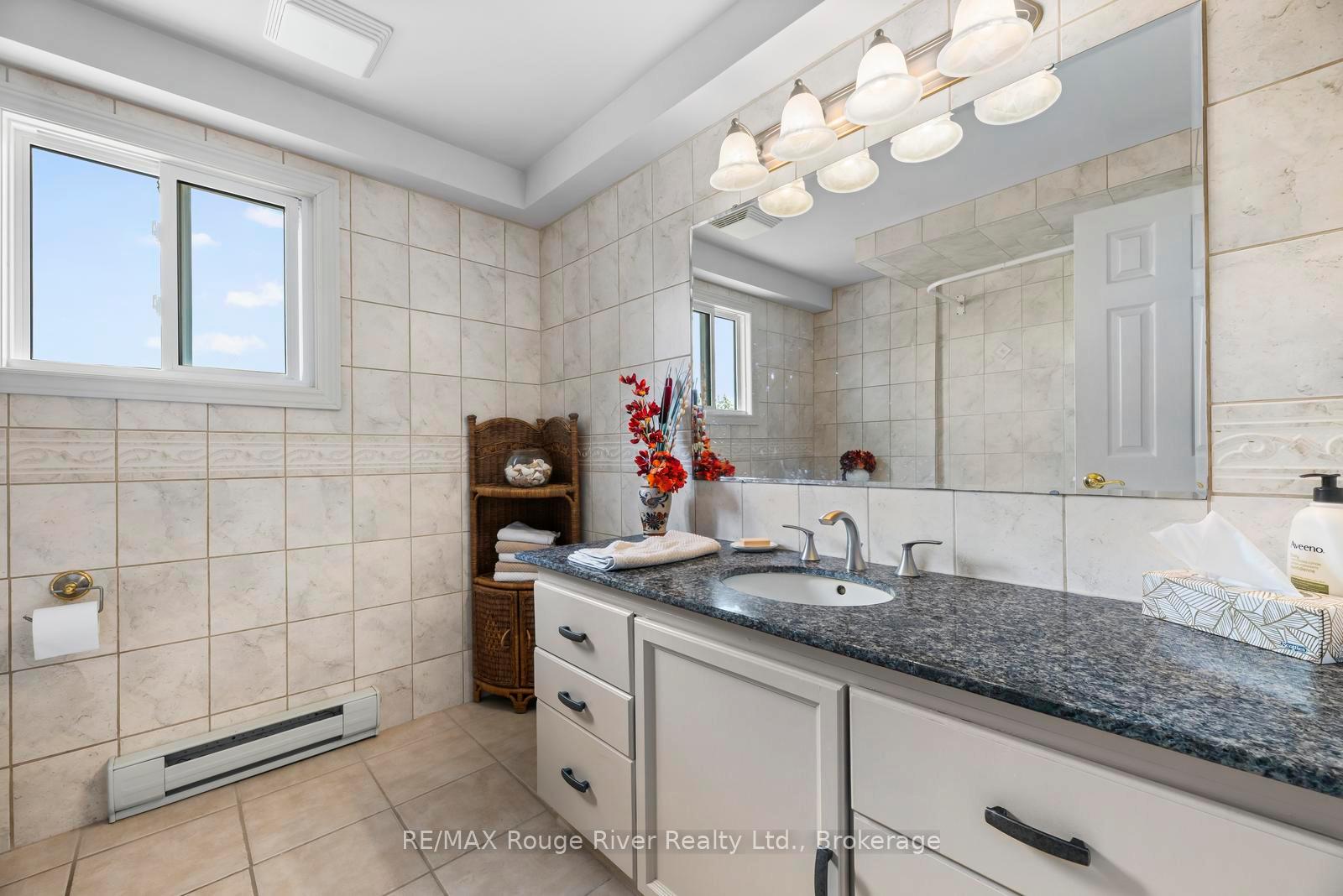Photo 22 of 6 Hamilton Drive, Kawartha Lakes, Manvers — HOMEH