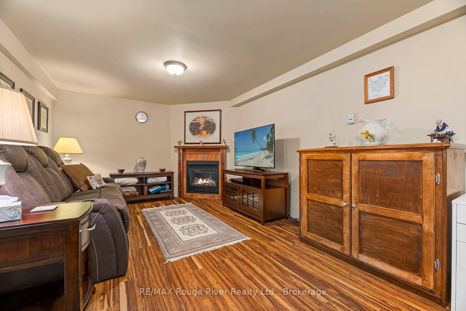 Photo 28 of 6 Hamilton Drive, Kawartha Lakes, Manvers — HOMEH
