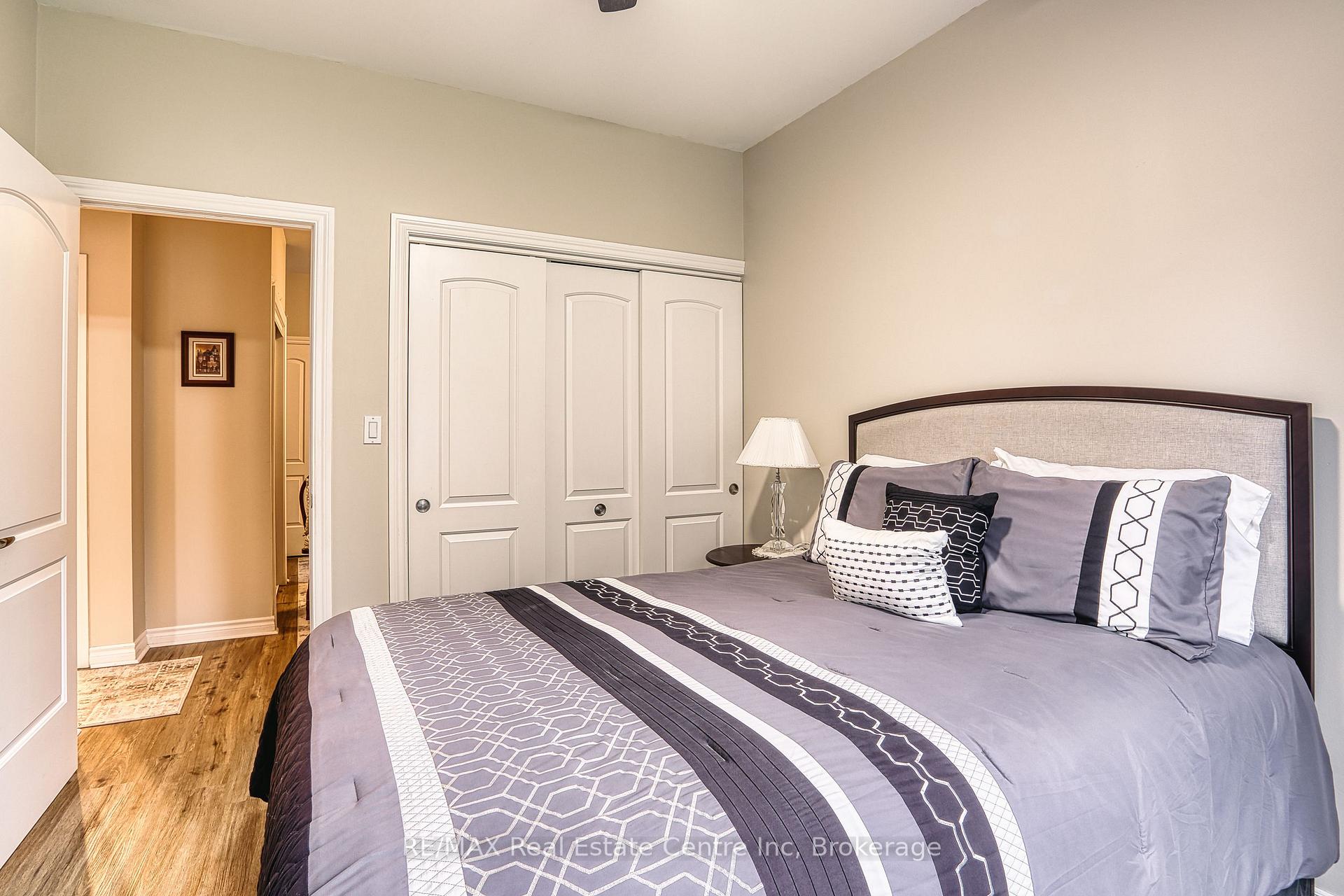 Photo 12 of 760 Woodhill Drive, Centre Wellington, Fergus — HOMEH