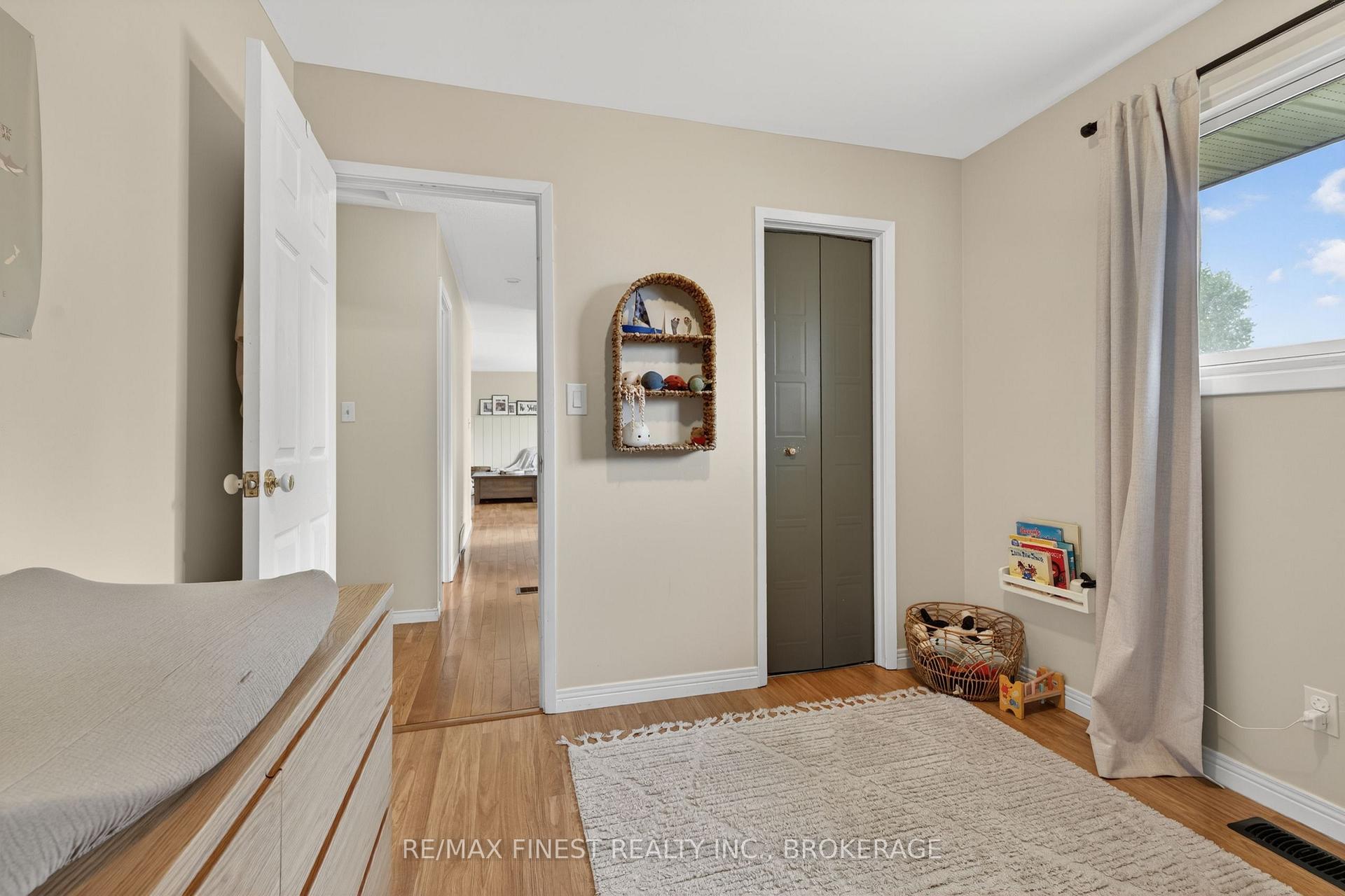 Photo 19 of 14 Chesterfield Drive, Loyalist, Amherstview — HOMEH