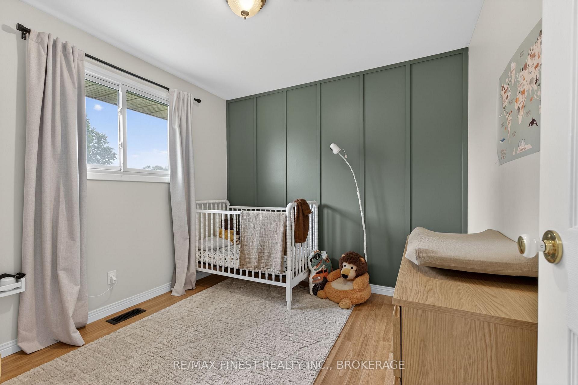 Photo 18 of 14 Chesterfield Drive, Loyalist, Amherstview — HOMEH