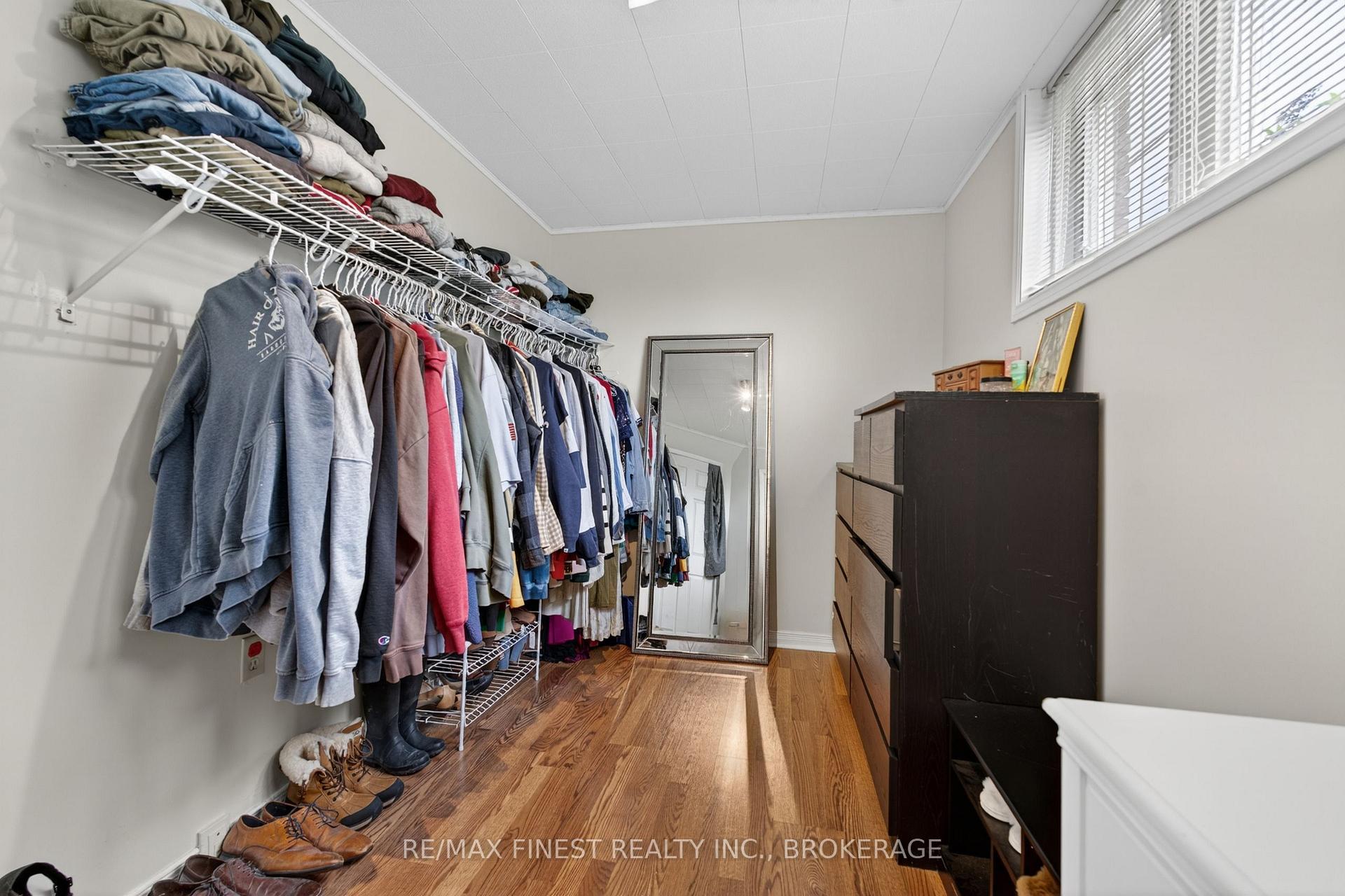 Photo 26 of 14 Chesterfield Drive, Loyalist, Amherstview — HOMEH
