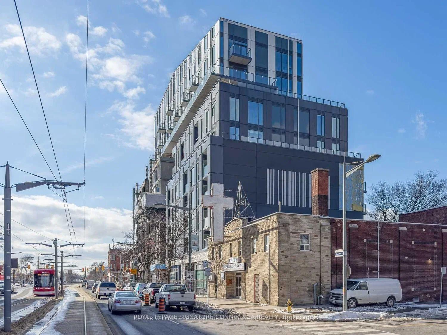 Front of Unit 608, 1808 St Clair Avenue W