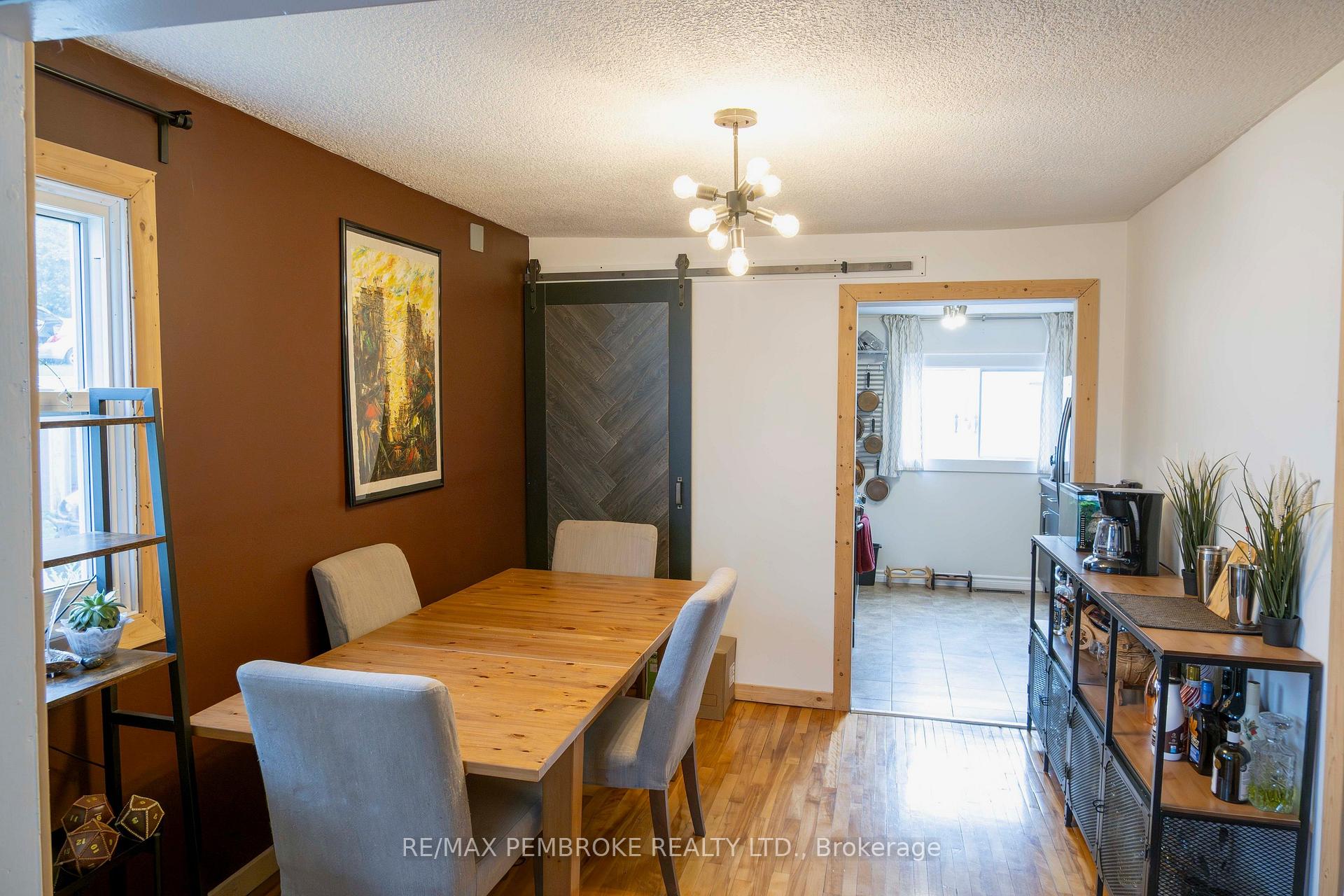 Photo 36 of 14 Summit Street, Deep River, Deep River — HOMEH