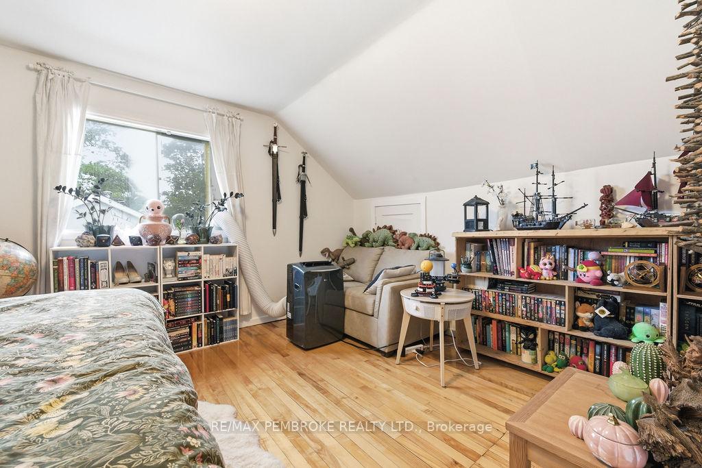 Photo 60 of 14 Summit Street, Deep River, Deep River — HOMEH