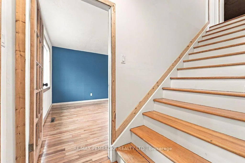 Photo 11 of 14 Summit Street, Deep River, Deep River — HOMEH