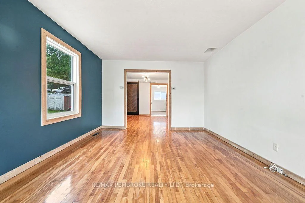 Photo 19 of 14 Summit Street, Deep River, Deep River — HOMEH