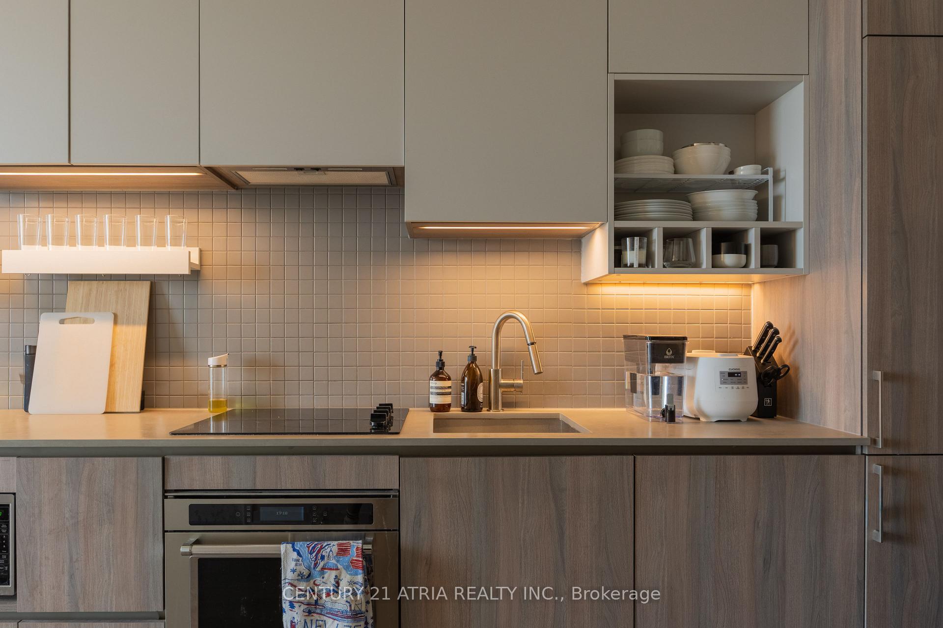Photo 2 of Unit 2803, 950 Portage Parkway, Vaughan, Vaughan Corporate Centre — HOMEH