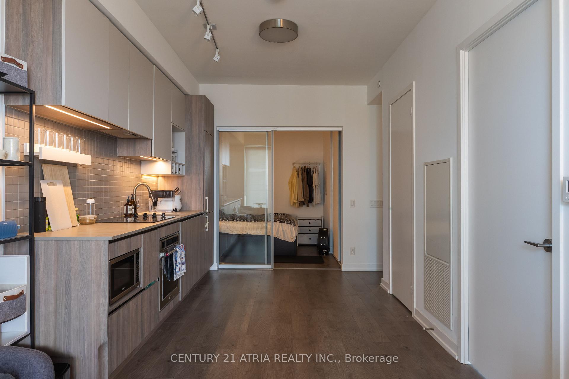 Photo 3 of Unit 2803, 950 Portage Parkway, Vaughan, Vaughan Corporate Centre — HOMEH