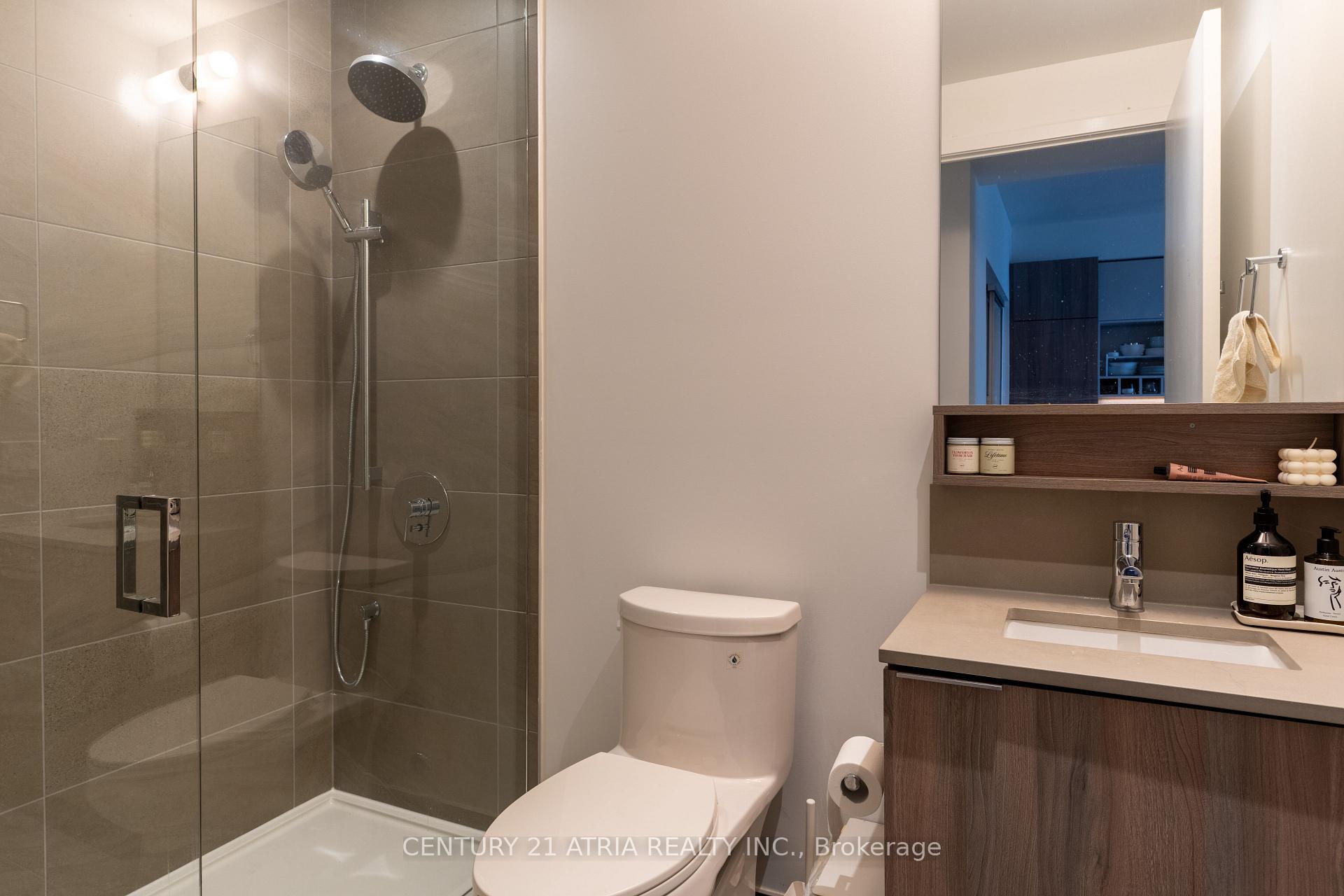Photo 5 of Unit 2803, 950 Portage Parkway, Vaughan, Vaughan Corporate Centre — HOMEH